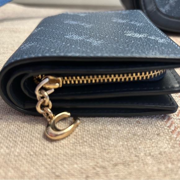 Coach Georgie Saddle Bag and Wallet - with horse and carriage dot print in navy - Picture 2 of 12